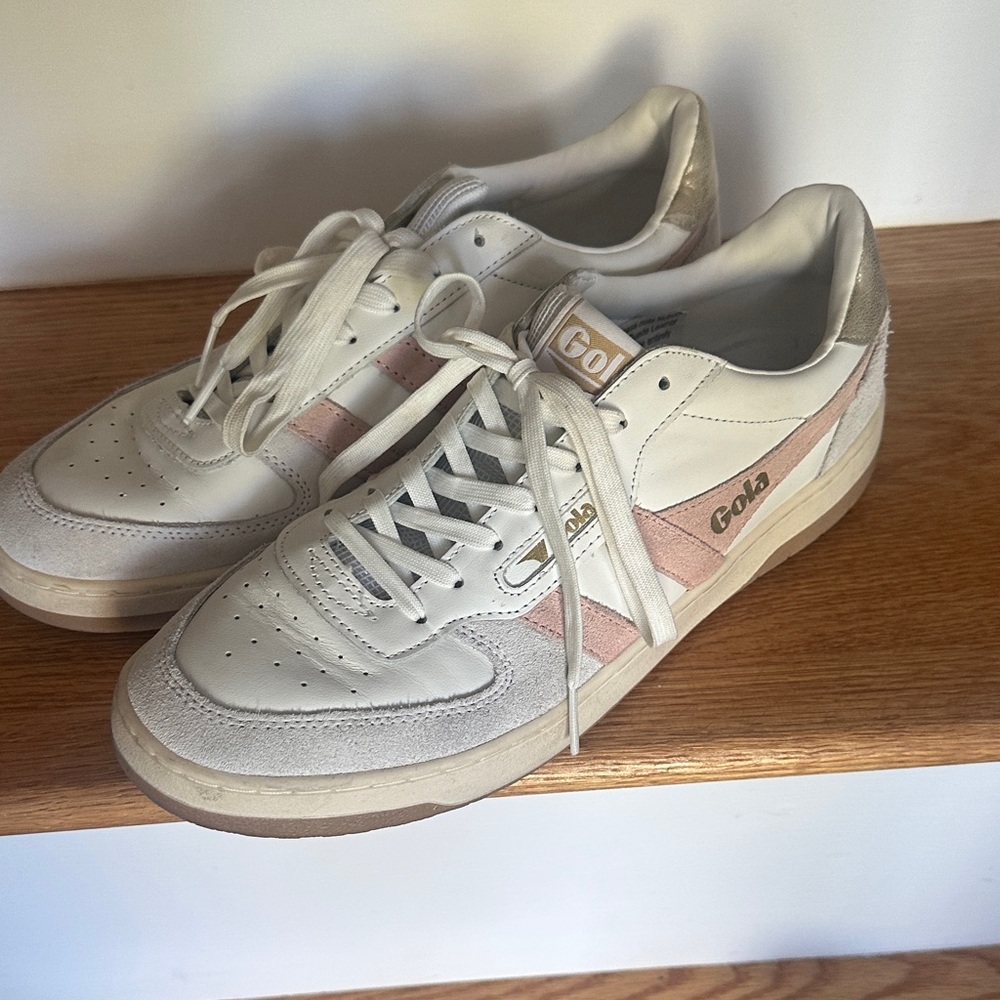 Gola Women's White and Beige Sneakers